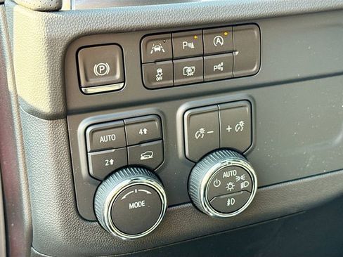 New 2025 Chevrolet Tahoe Premier image 11