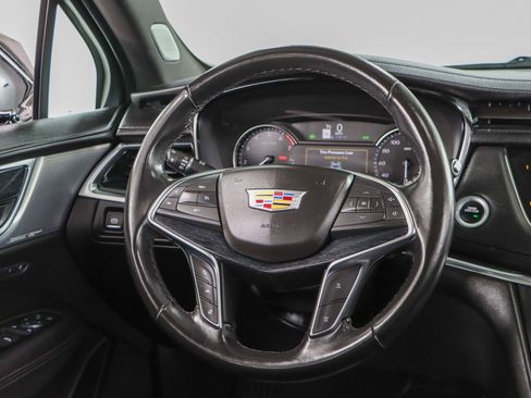 Used 2024 Cadillac XT5 Premium Luxury image 12