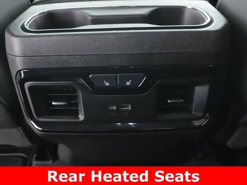 Used 2024 GMC Sierra 1500 AT4 w/ Technology Package AWD/4WD image 29