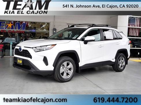 Used 2024 Toyota RAV4 XLE AWD/4WD image 5