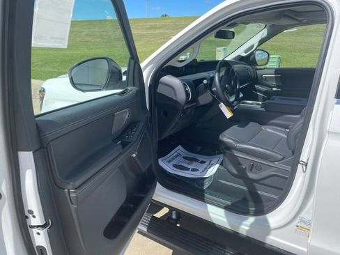 New 2026 Ford Expedition Max Platinum w/ Driver's Package AWD/4WD image 5