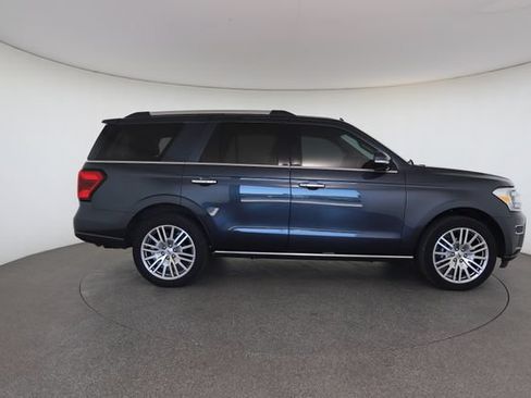 Used 2024 Ford Expedition Limited AWD/4WD image 23