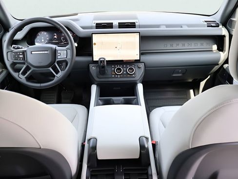 New 2026 Land Rover Defender 110 X-Dynamic SE AWD/4WD image 13