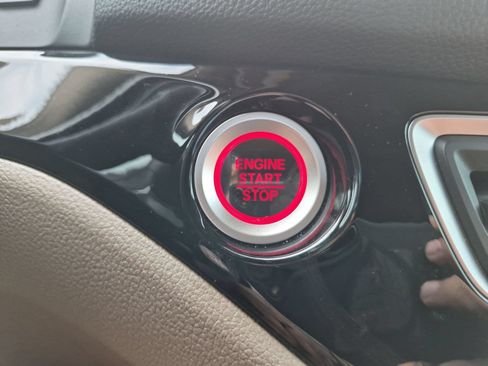 Used 2020 Honda Ridgeline RTL-E image 17