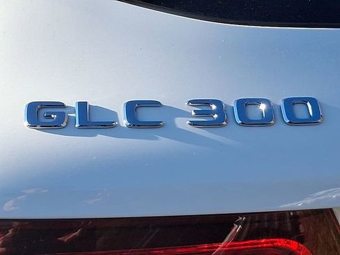 Used 2022 Mercedes-Benz GLC 300 4MATIC image 30
