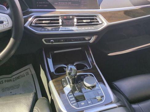 Used 2020 BMW X7 xDrive40i w/ Cold Weather Package image 18
