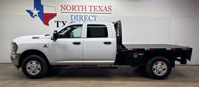 Used 2024 RAM 2500 Tradesman w/ Chrome Appearance Group AWD/4WD image 4