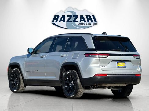 New 2026 Jeep Grand Cherokee Altitude AWD/4WD image 5