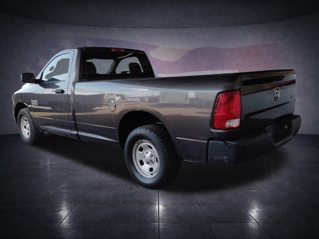 Used 2018 RAM 1500 Express AWD/4WD image 3