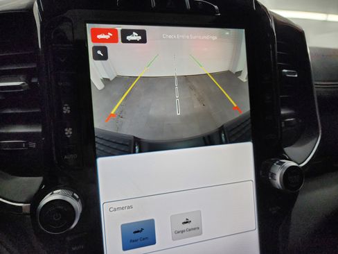 Used 2023 RAM 3500 Laramie w/ Night Edition image 16