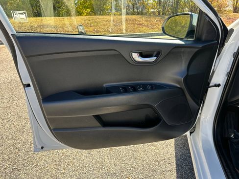 Used 2021 Kia Rio S image 10