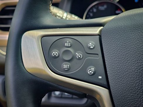 Used 2023 GMC Acadia Denali w/ Denali Technology Package AWD/4WD image 25