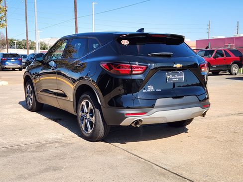 Certified 2025 Chevrolet Blazer LT image 9