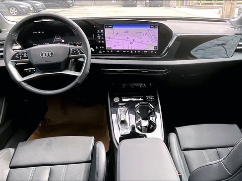 Used 2025 Audi A5 2.0T Premium Plus image 16