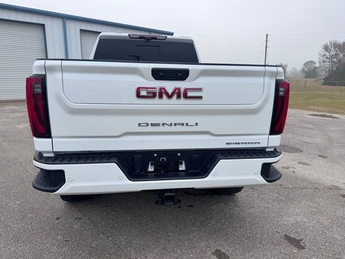 Used 2024 GMC Sierra 2500 Denali w/ Denali Reserve Package image 4