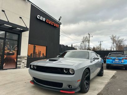 Used 2022 Dodge Challenger R/T w/ Blacktop Package