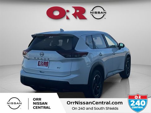 New 2024 Nissan Rogue SV image 5