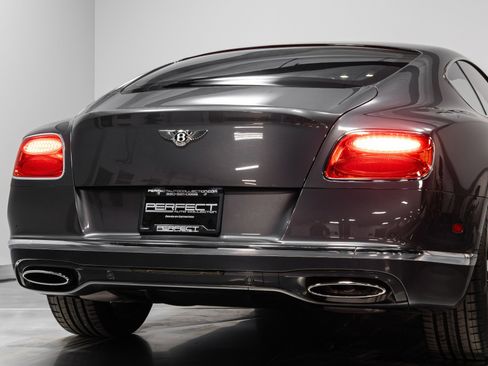 Used 2017 Bentley Continental GT image 74