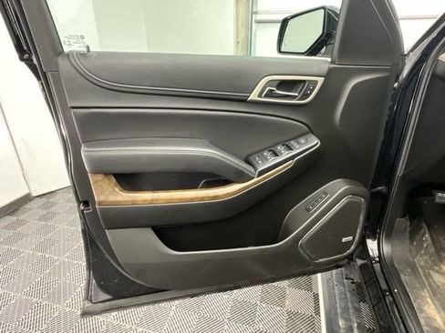 Used 2019 GMC Yukon Denali w/ Denali Ultimate Package image 17