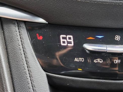 Used 2024 Cadillac XT5 Premium Luxury image 27