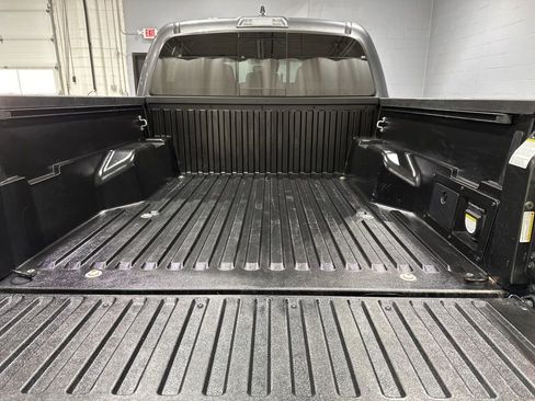 Certified 2023 Toyota Tacoma TRD Sport image 17