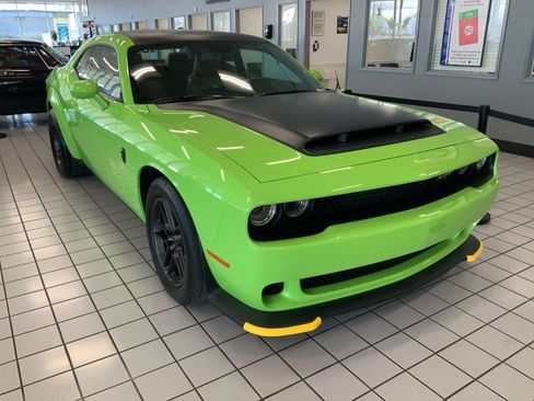 New 2023 Dodge Challenger SRT Hellcat Redeye RWD image 1