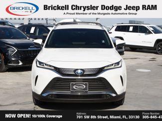 Used 2022 Toyota Venza XLE video 2