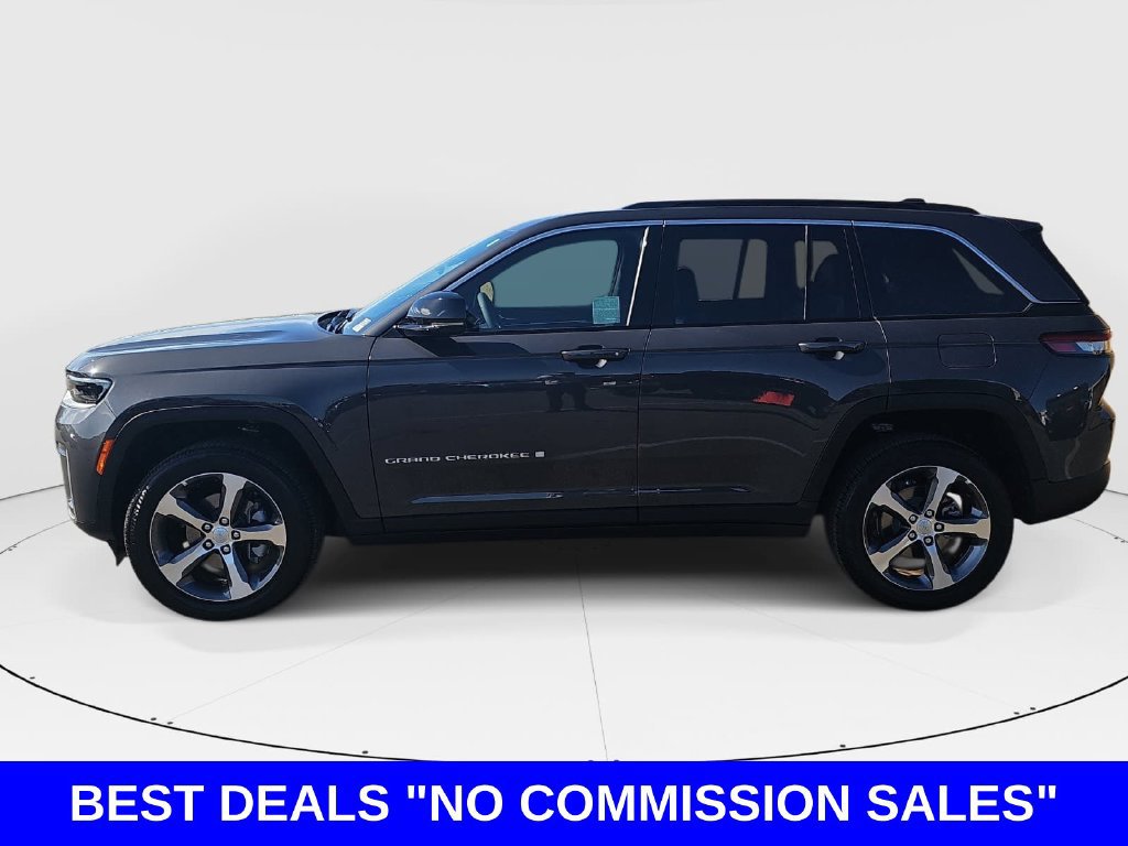 Used 2026 Jeep Grand Cherokee Limited AWD/4WD image 6