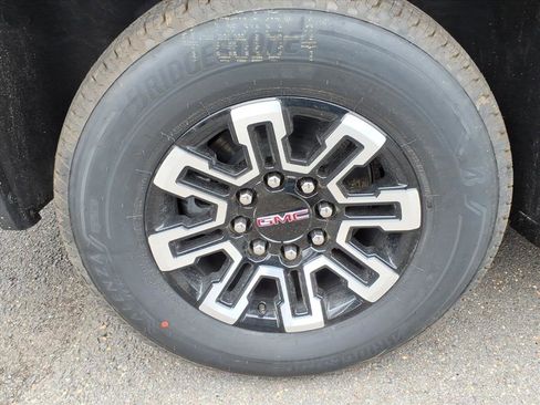 New 2026 GMC Sierra EV Elevation w/ Premium Package image 7