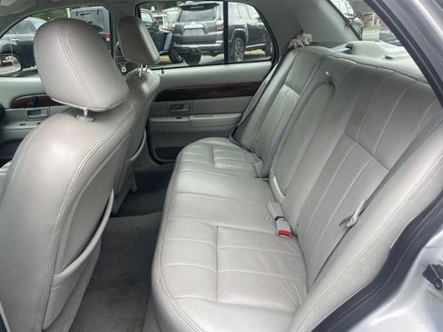 Used 2003 Mercury Grand Marquis LSE RWD image 11