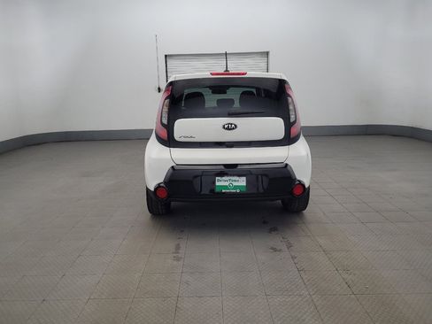 Used 2016 Kia Soul + w/ Audio Package image 6