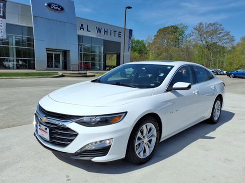 Used 2023 Chevrolet Malibu LT image 1