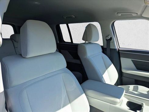 New 2026 Hyundai Santa Fe SE FWD image 21