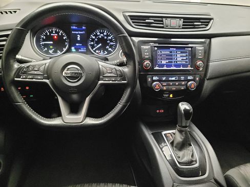 Used 2019 Nissan Rogue SV FWD image 22