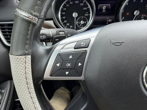 Used 2014 Mercedes-Benz ML 350 4MATIC image 26
