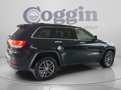 Used 2017 Jeep Grand Cherokee Limited AWD/4WD image 3