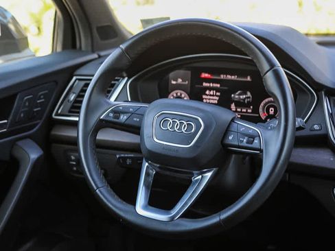 Used 2023 Audi Q5 2.0T Premium Plus w/ Premium Plus Package AWD/4WD image 14