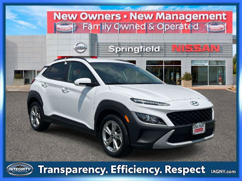 Used 2023 Hyundai Kona SEL w/ Winter Weather Package AWD/4WD image 1