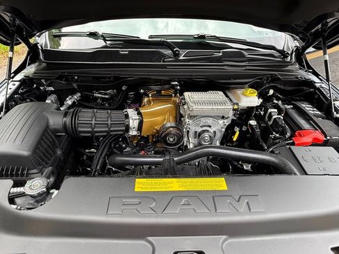 New 2026 RAM 1500 Big Horn AWD/4WD image 13
