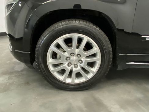 Used 2016 GMC Acadia Denali AWD/4WD image 19