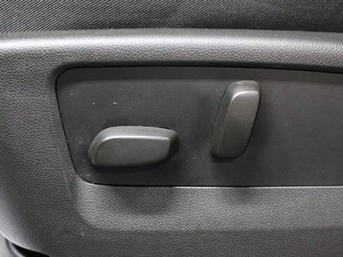 Certified 2023 Buick Envision Essence AWD/4WD image 18