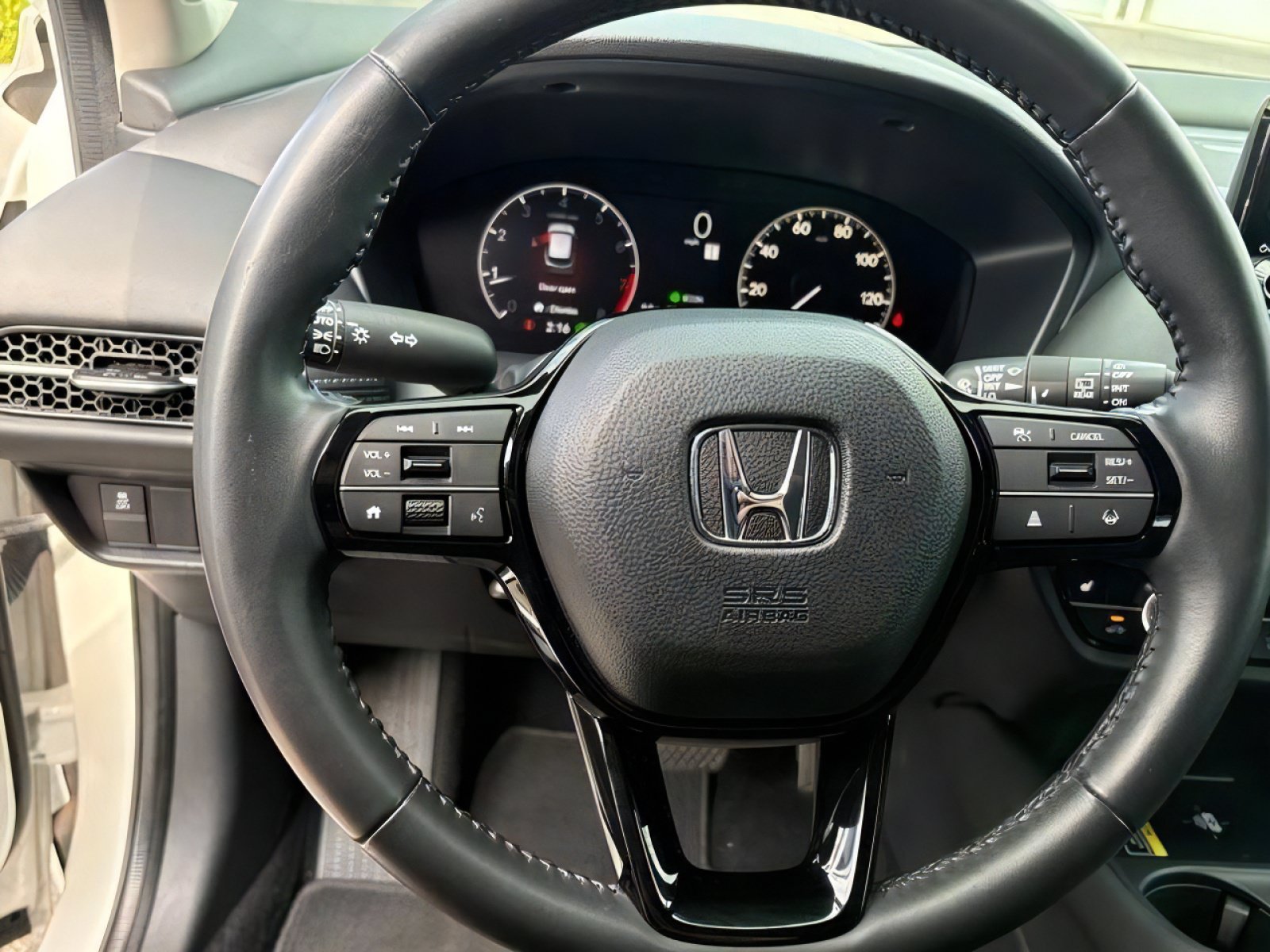 Used 2025 Honda HR-V EX-L image 23
