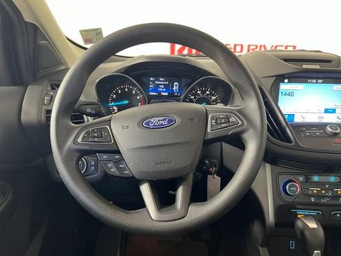Used 2017 Ford Escape SE w/ Equipment Group 201A AWD/4WD image 15