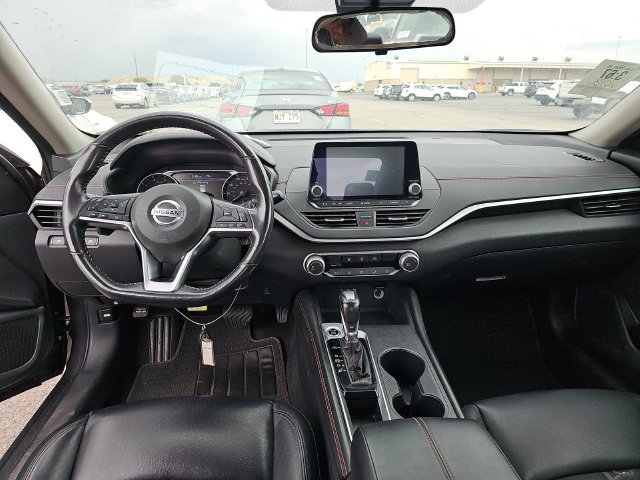 Certified 2022 Nissan Altima 2.5 SR FWD image 9