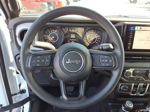 New 2026 Jeep Gladiator Sport image 12