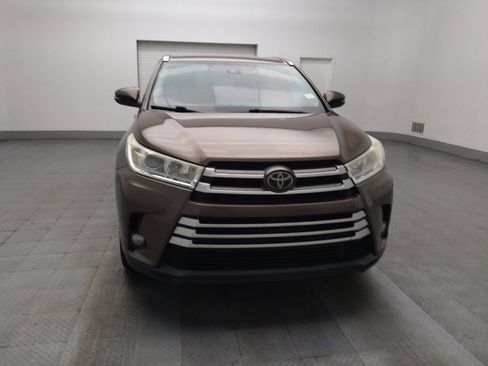 Used 2018 Toyota Highlander XLE FWD image 14