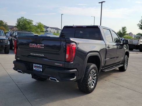 Used 2023 GMC Sierra 1500 AT4 w/ AT4 Preferred Package AWD/4WD image 3