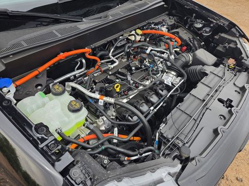 New 2026 Ford Maverick Lariat AWD/4WD image 29