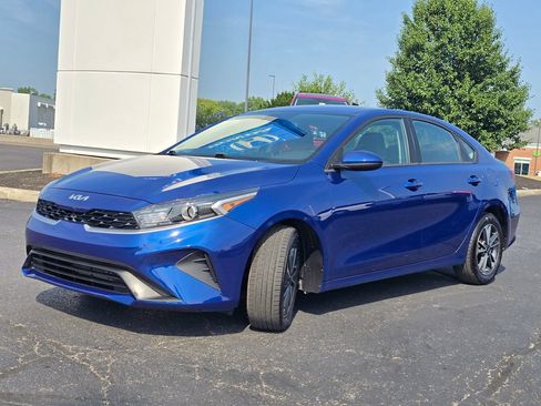Used 2024 Kia Forte LXS FWD image 4