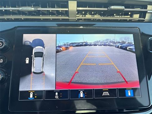 Used 2022 Chevrolet Bolt EUV Premier w/ Sun & Sound Package image 27